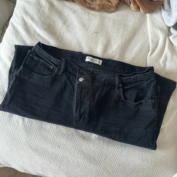 Abercrombie Criss Cross Jeans - Picture 2 of 4